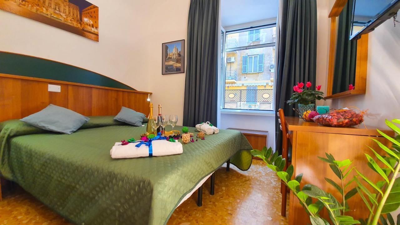 Hotel A Casa Simpatia - A Richiesta Parcheggio Gratuito ! Rom Exterior foto